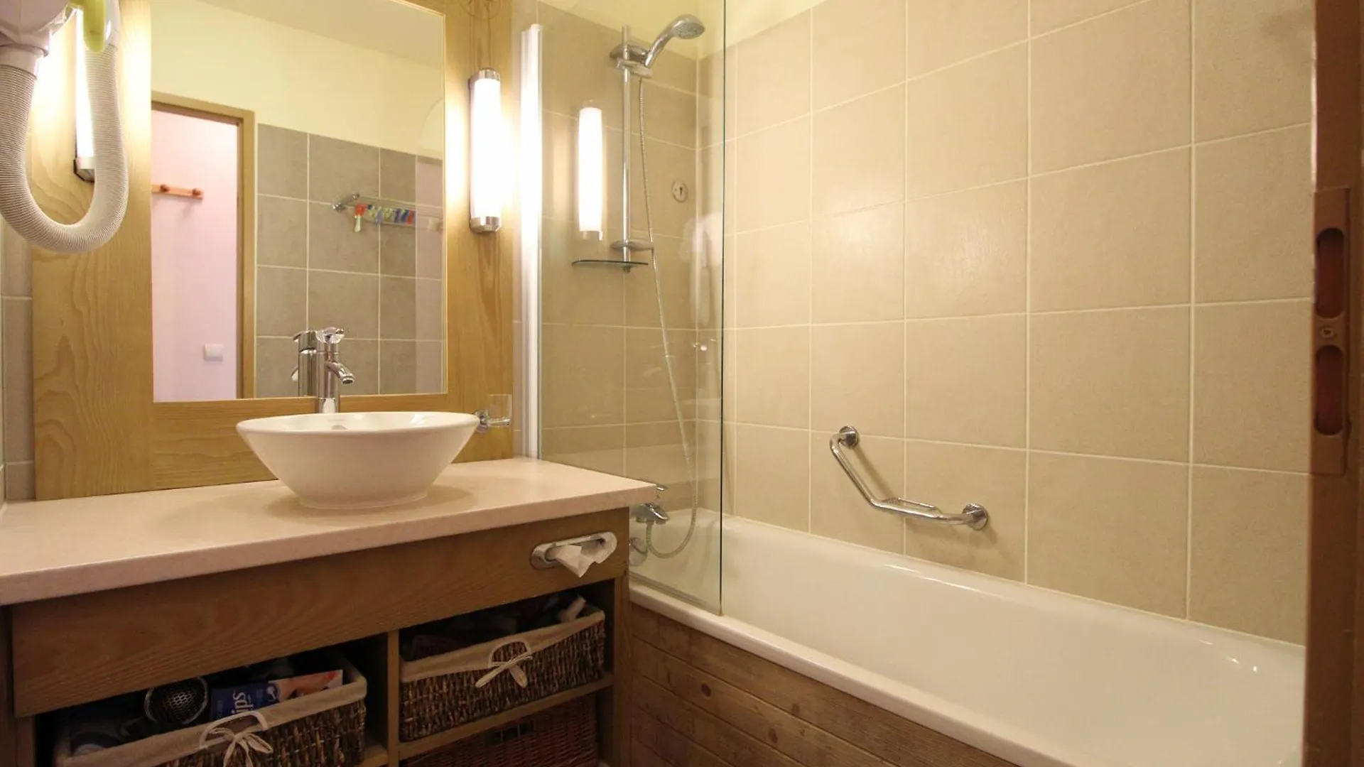 Residence Terrasses Eos, T2 48M2 Sud, Vue Montagne, Avec Cheminee, Parking, Piscine Flaine